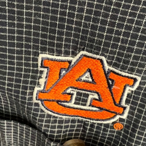 Auburn University Tigers Men’s Size L L/Sleeve Button Down Shirt - Picture 5 of 6